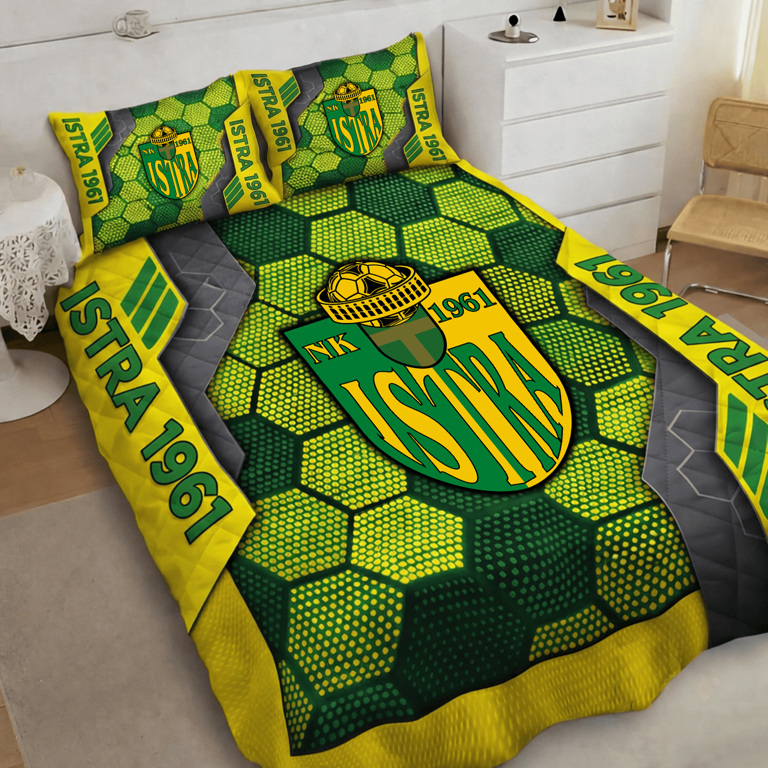 Istra 1961 Inspired Quilt Set